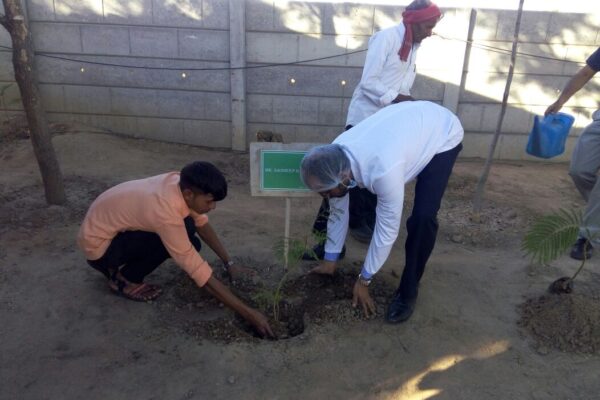 Organized workshops to provide technical support and know-how for improving farming and building capacities of small farmers. Organized workshops to provide technical support and know-how for improving farming and building capacities of small farmers.